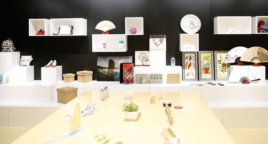 The company developed rapidly, Jiangsu and Fujian branches were established.